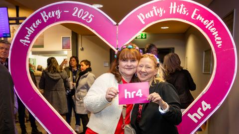 Fans beim Konzert von Andrea Berg in Wetzlar