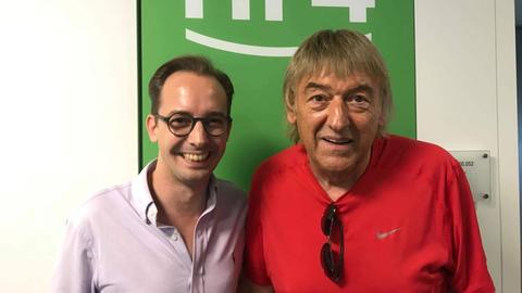 Bernd Ulrich von den Amigos mit hr4-Moderator Martin Woelke